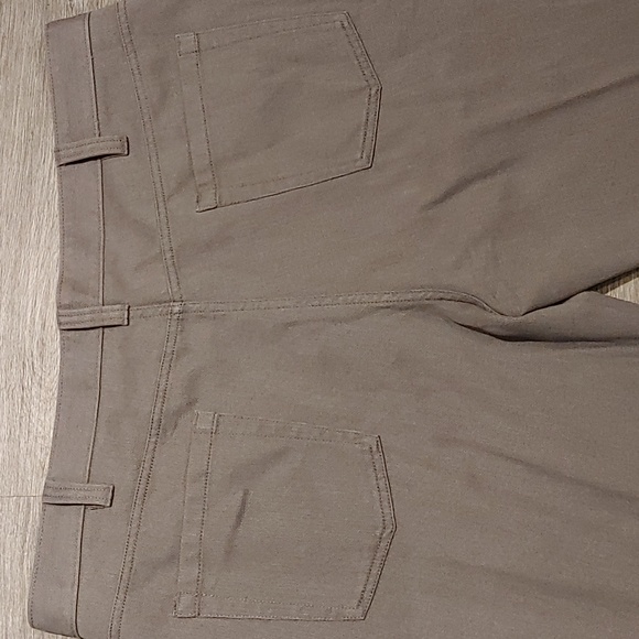 Kenneth Cole Pants 40 x 30 - Picture 2 of 4